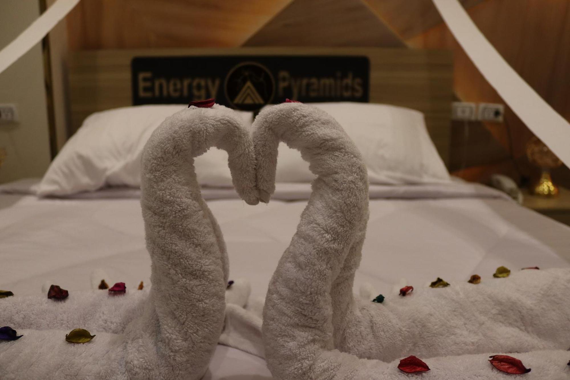 Energy Pyramids View Hostel Kafrat al Jabal Luaran gambar