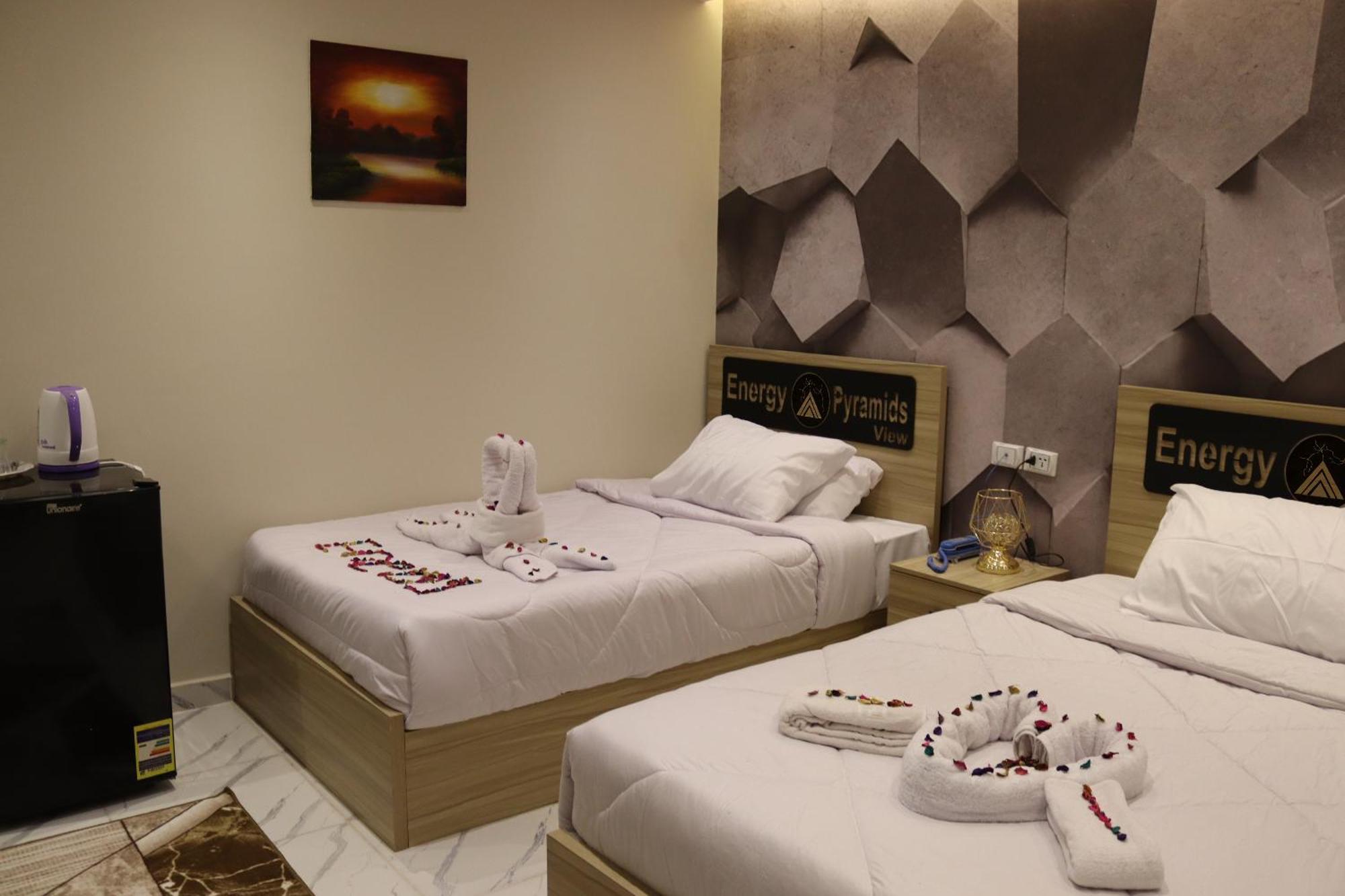 Energy Pyramids View Hostel Kafrat al Jabal Luaran gambar