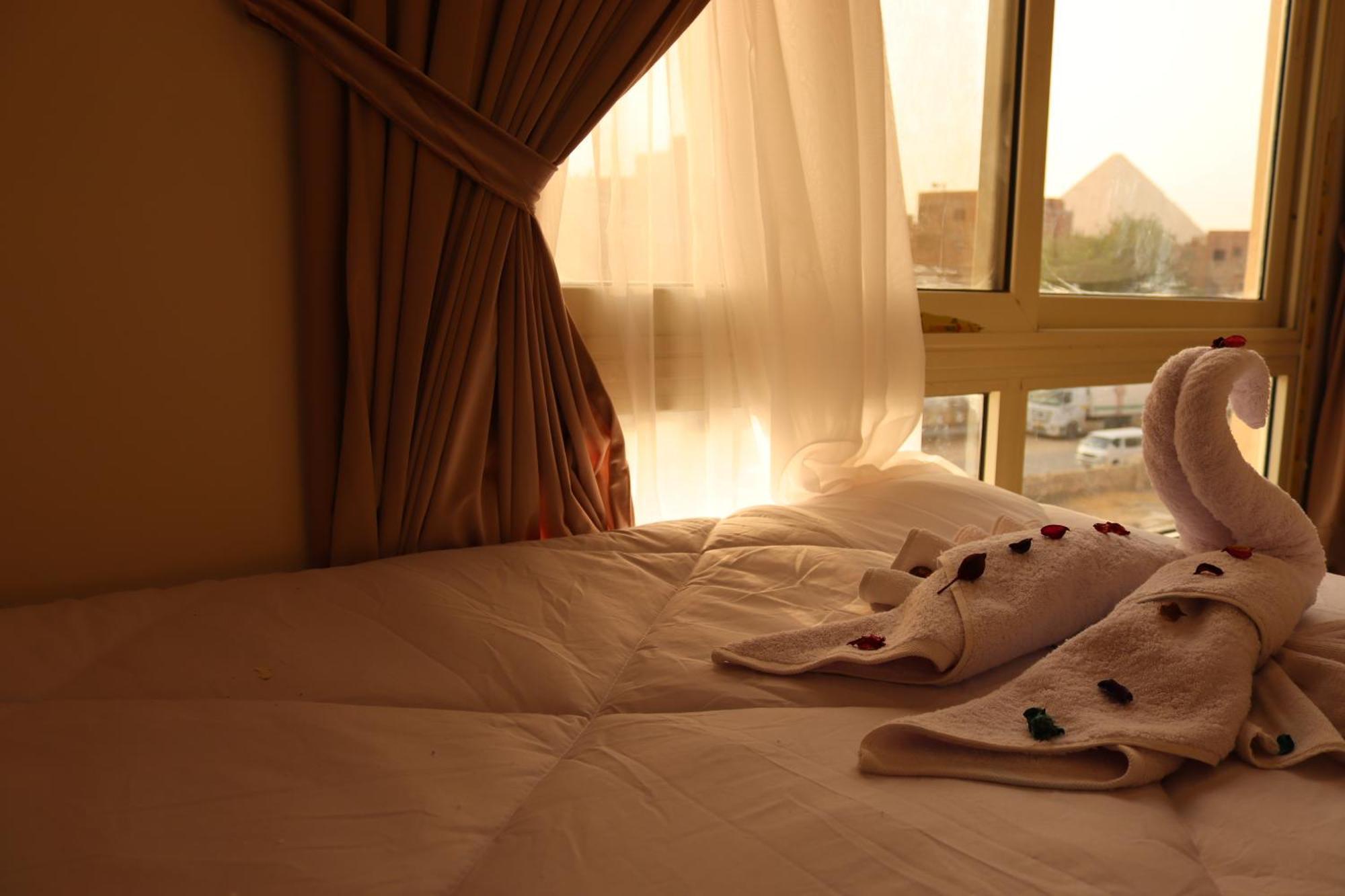 Energy Pyramids View Hostel Kafrat al Jabal Luaran gambar