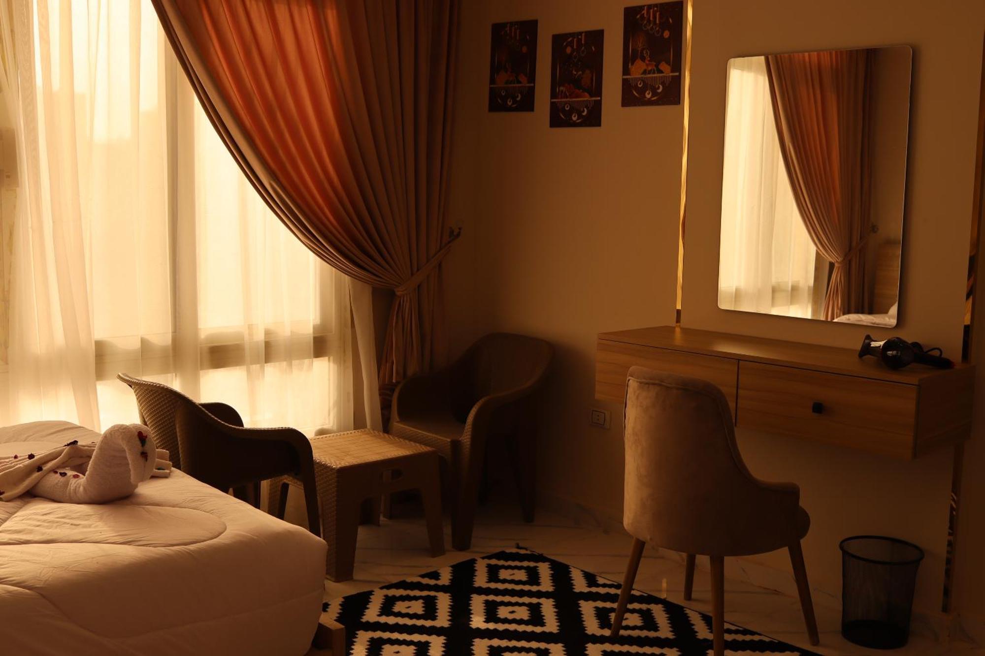Energy Pyramids View Hostel Kafrat al Jabal Luaran gambar