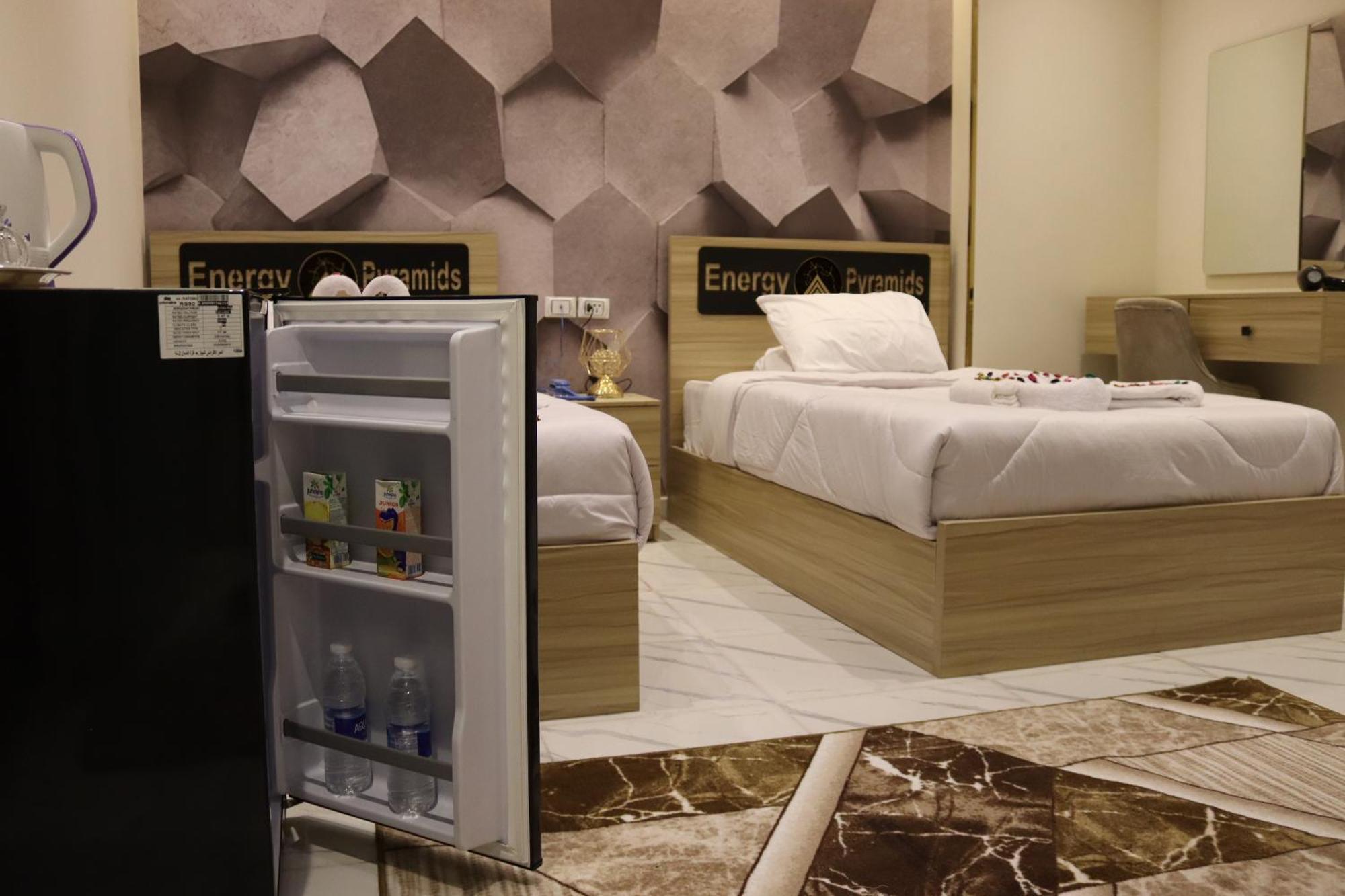 Energy Pyramids View Hostel Kafrat al Jabal Luaran gambar